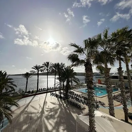 Buzzstays: Luminous Seaside 3br/2ba Heart Of Qawra *