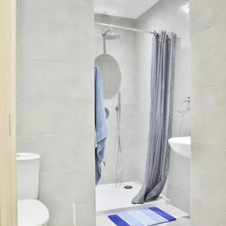 Buzzstays: Luminous Seaside 3br/2ba Heart Of Qawra 아파트 세인트폴스베이
