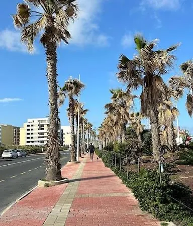 Apartament Buzzstays: Luminous Seaside 3br/2ba Heart Of Qawra *